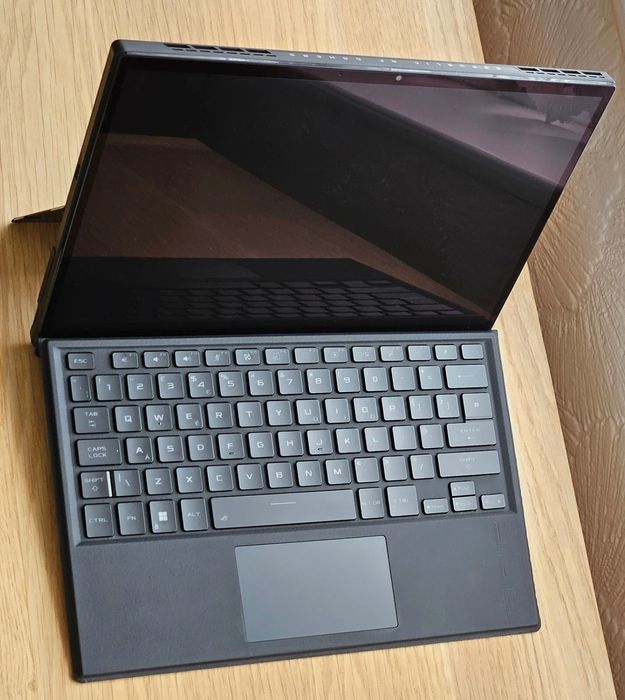 Нов Лаптоп 13" - ASUS ROG Flow Z13 - AMD - Нова в Гаранция 2025