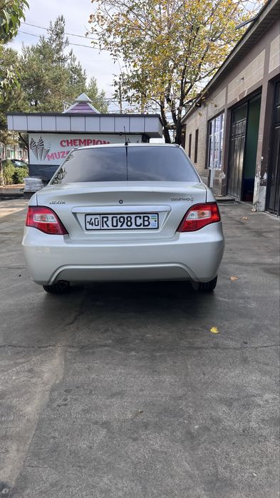 Nexia 2 sotiladi holati zor kraska tozza luks kondisioner gbrid mator