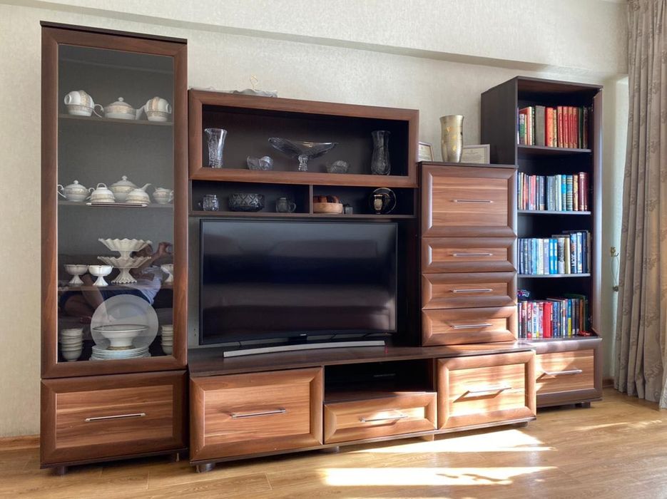 Стенка в гостиную