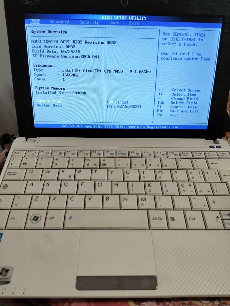 Laptop Asus 13" ,2 GB RAM