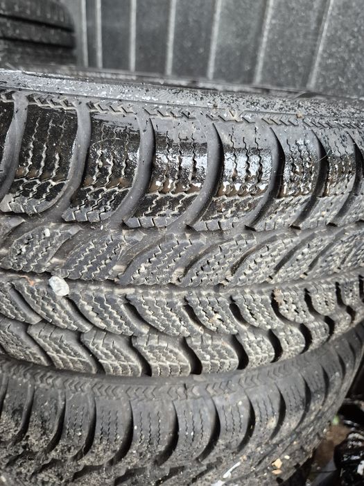 Vând roti R15 din tablă și jante aliaj R14