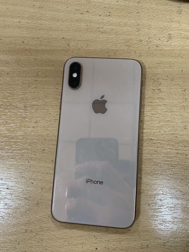 Iphone Xs holati o'rta