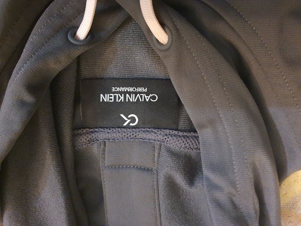 Суитшърт Calvin Klein