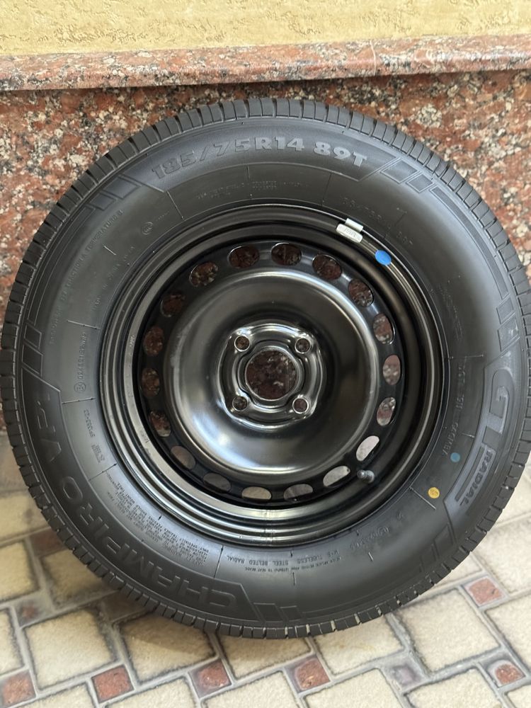 Champiro VP1 185/75R14 Diska va balon komplekt