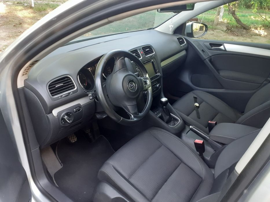 Vând Volkswagen Golf 16Tdi
