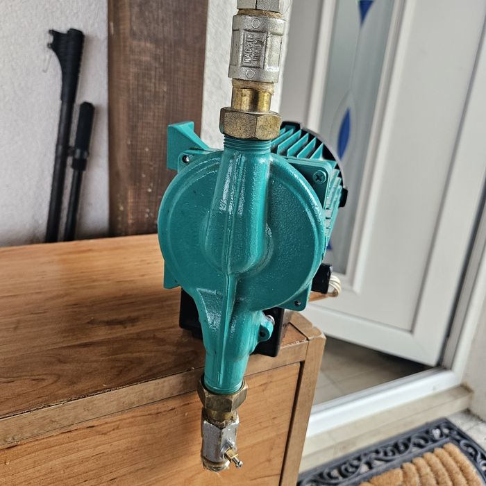 Бустер помпа -140w. Wilo.