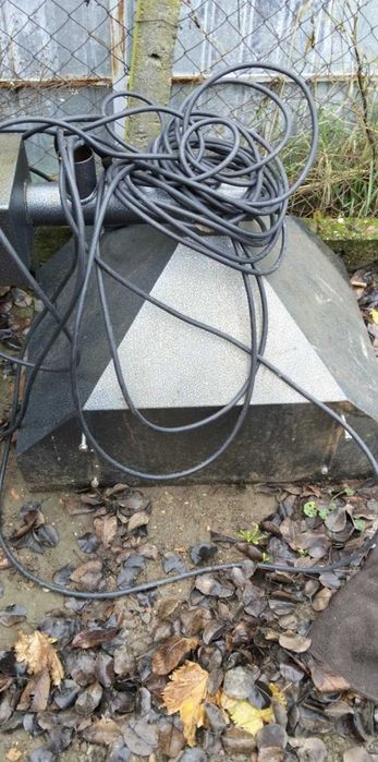 Se vinde arzător peleți are toate accesoriile!!!