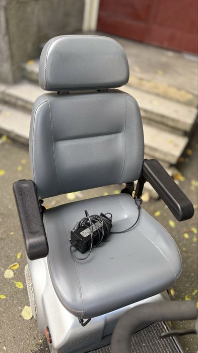 Carut Electric Persoane Handicap Dizabilitati-Baterii OK-Stare F Buna-
