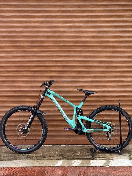 Велосипед за спускане Propain Rage CF 2020 L 27.5