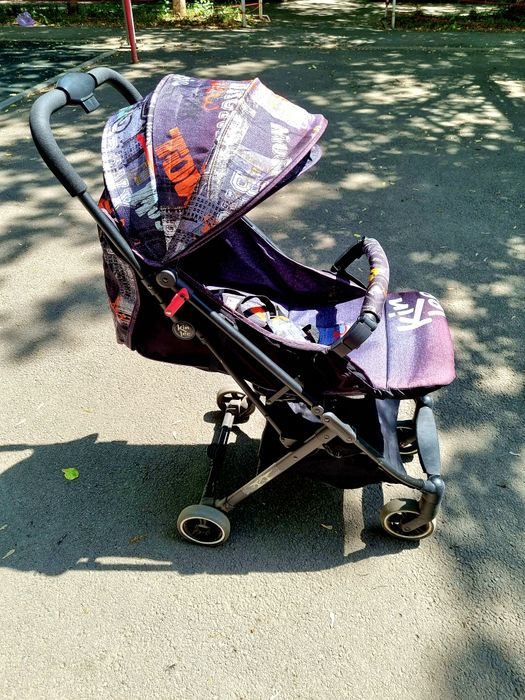 Продам детскую коляску Kin Lee