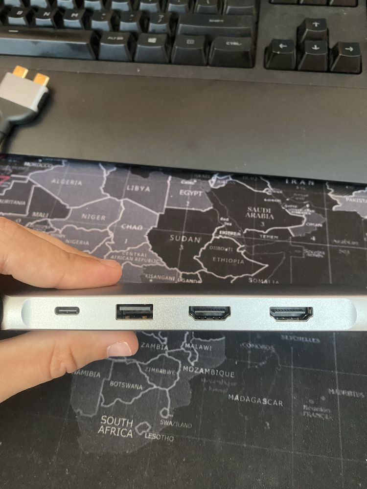 Оригинален хъб за Макбук / Macbook Hub