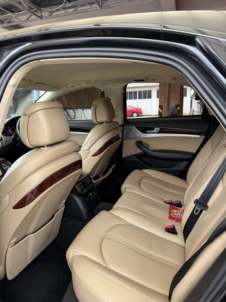 Vand audi  a8 in stare buna de functionare acte valabile