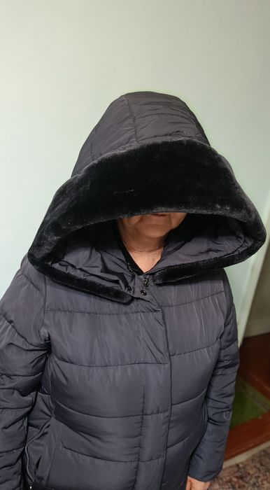 Продается зимнее теплое  пальто 54-56 размера