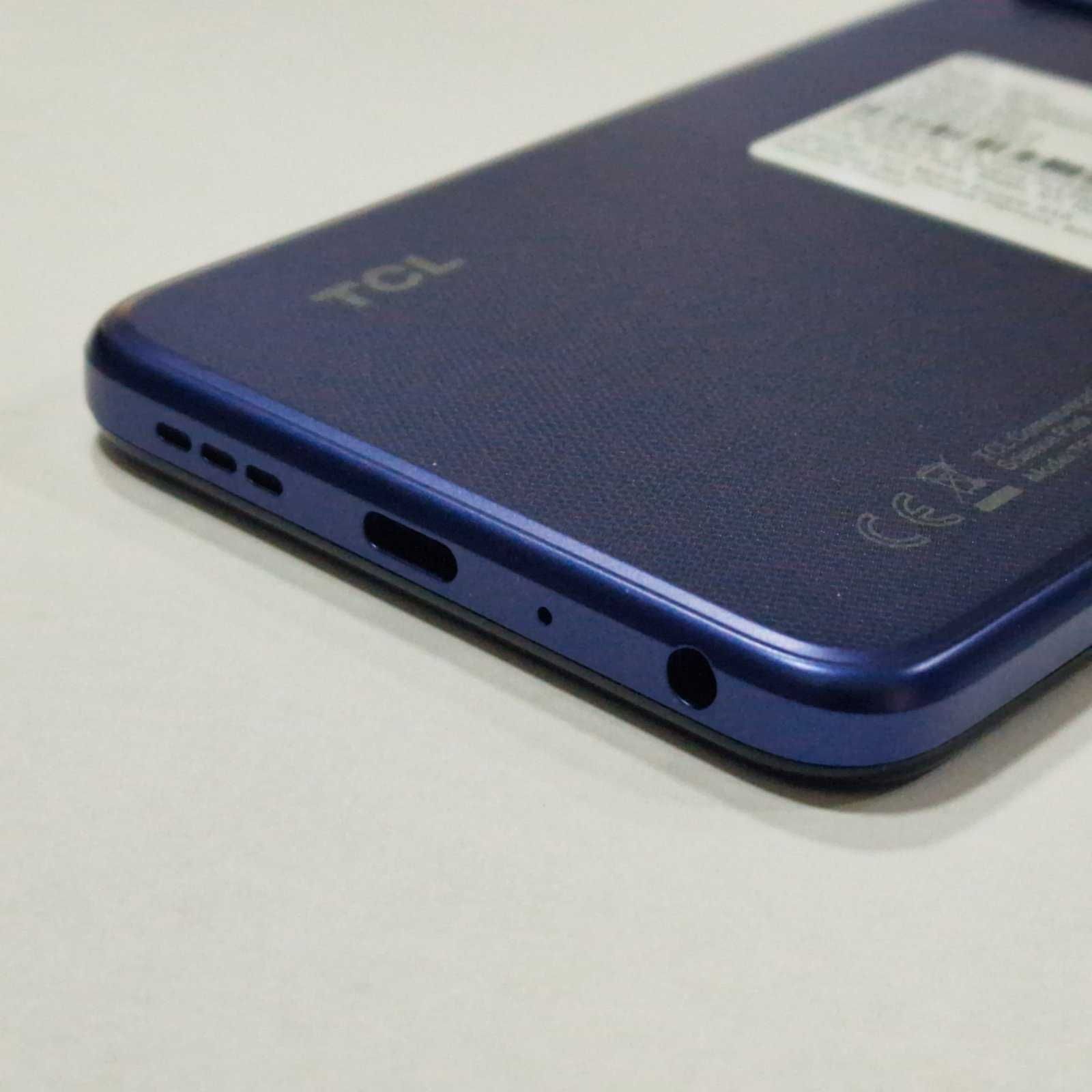 TCL 408 / 64GB / 4GB RAM / Dual
