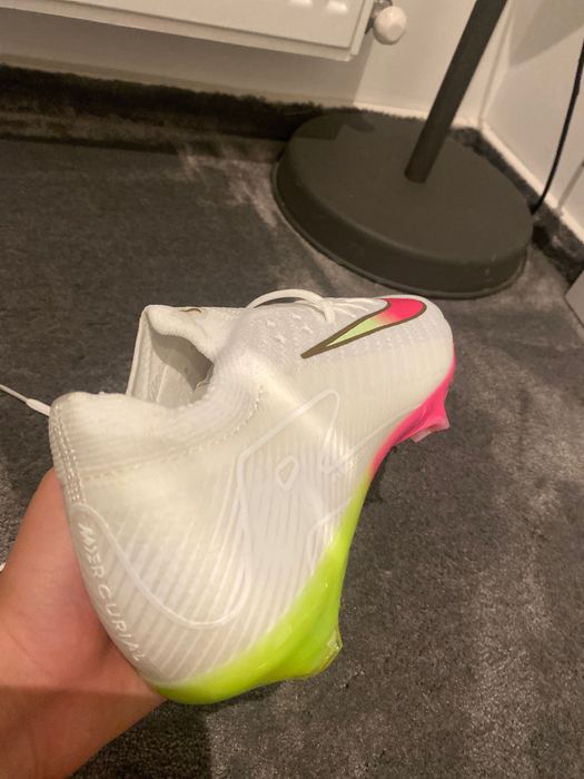 Ghete de fotbal nike elite mercurial