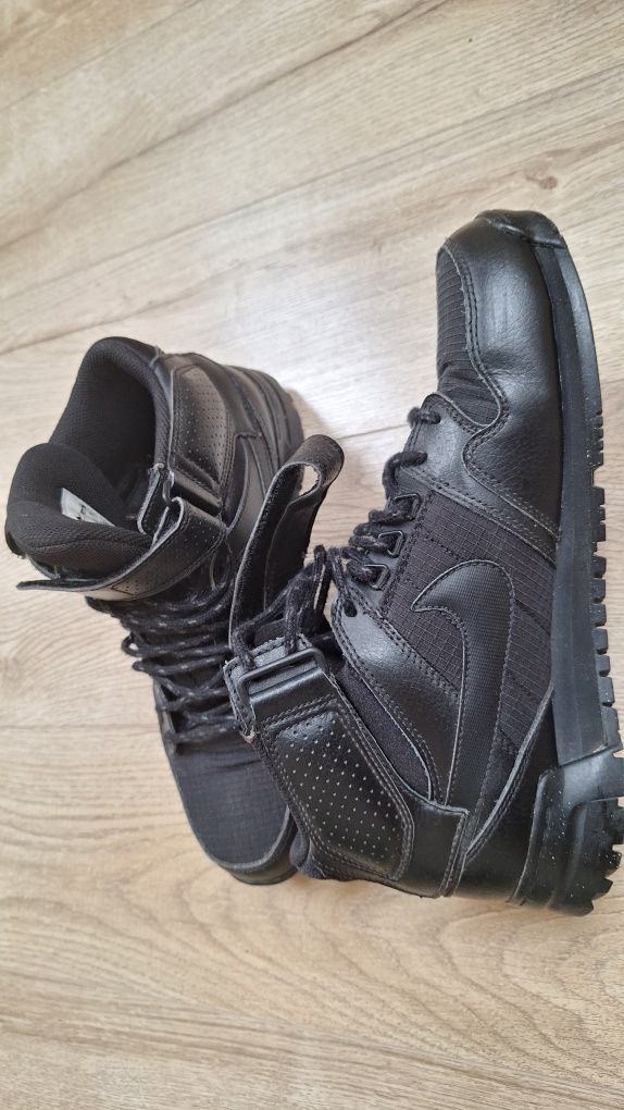 Adidași NIKE MOGAN MID 2, mărime 41