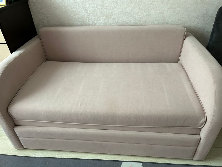 продам детский диван в отличном состоянии