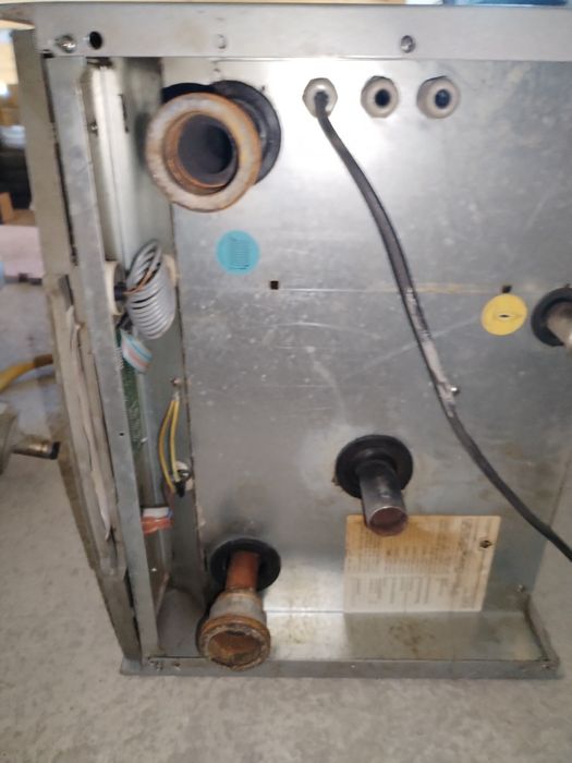 Centrala pe gaz marca AVC