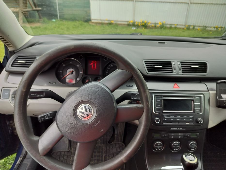 Passat B6 din anul 2005 2.0 diesel 170 cai BMR