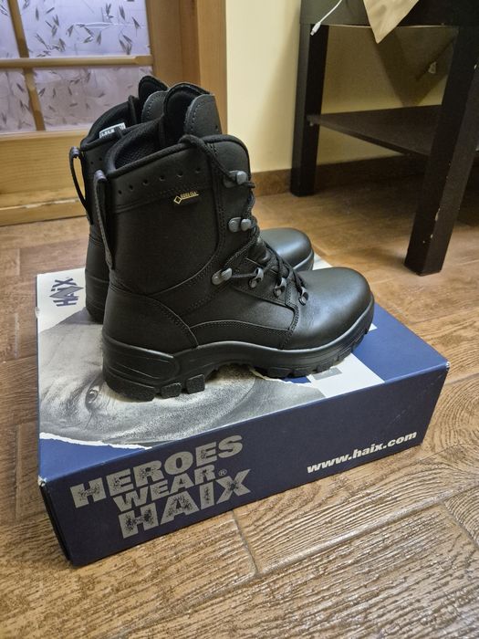 Bocanci tactici HAIX mărimea 42