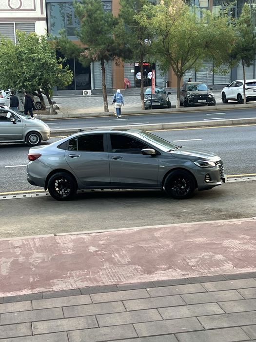 Onix sotladi yli 2025 primer