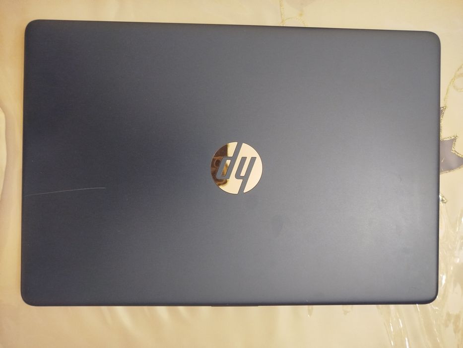HP Noutbuk xolati yaxshi 8/256