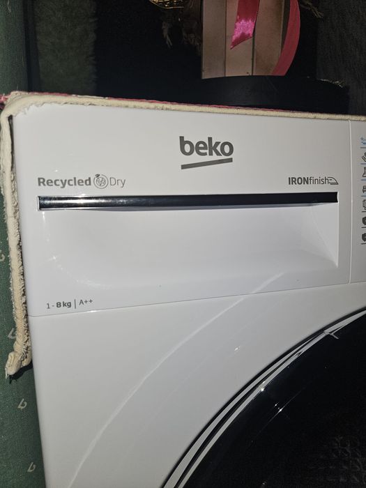 Vând uscător de haine marca Beko. 8 kg, A++ , achiziționata in 2023 fo