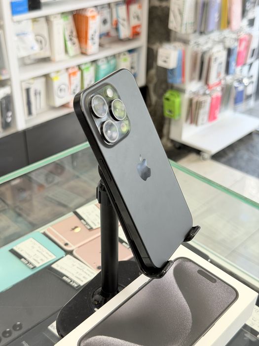 Apple iPhone 15 Pro 256Gb Black Titanium