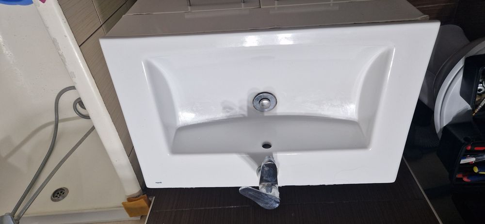 Chiuveta Gala dreptunghiulara si baterie inclusa