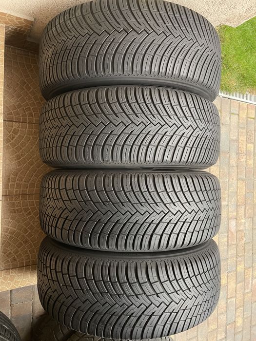 Set 4 Cauciucuri/Anvelope 235/65/17 IARNA Pirelli Dot:2023-6mm