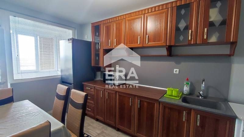 ЕРА ИмотиТе предлага под наем цялостно обзаведен Тристаен Тухлен апарт