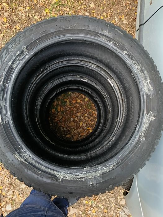 Автомобилни гуми 245/45/18