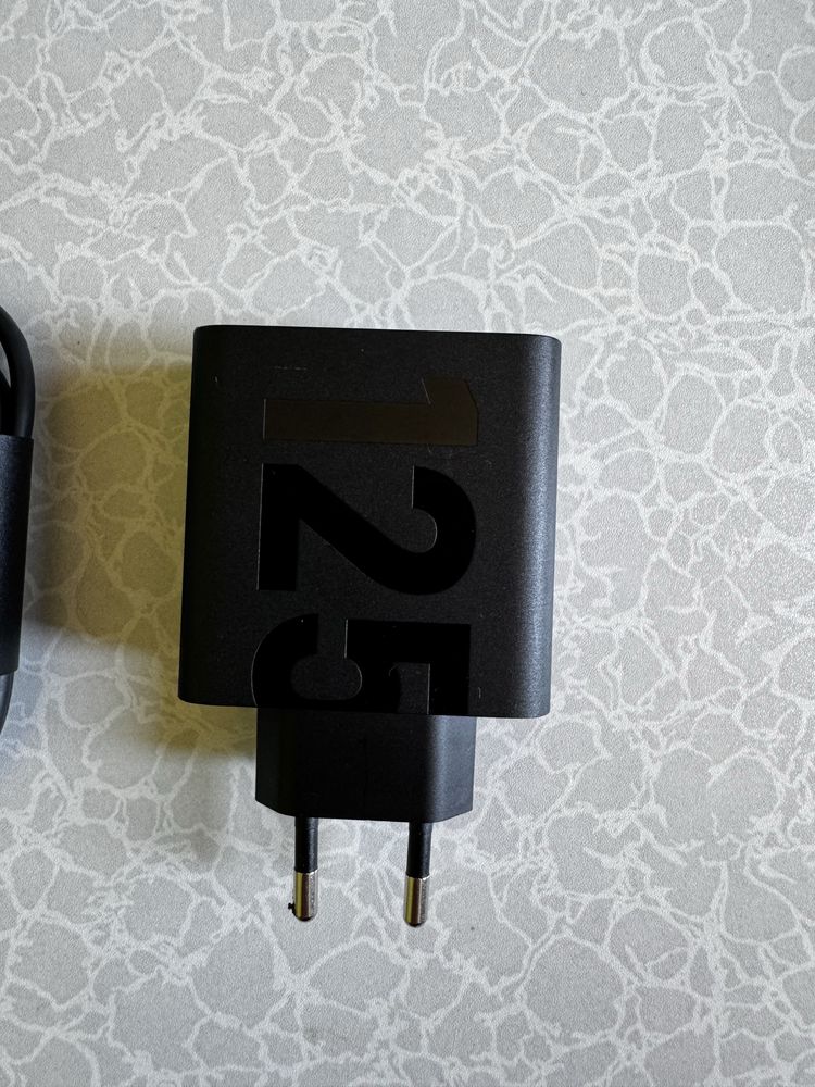 Motorola edge 50 ultra 1TB-16gb RAM-144HZ