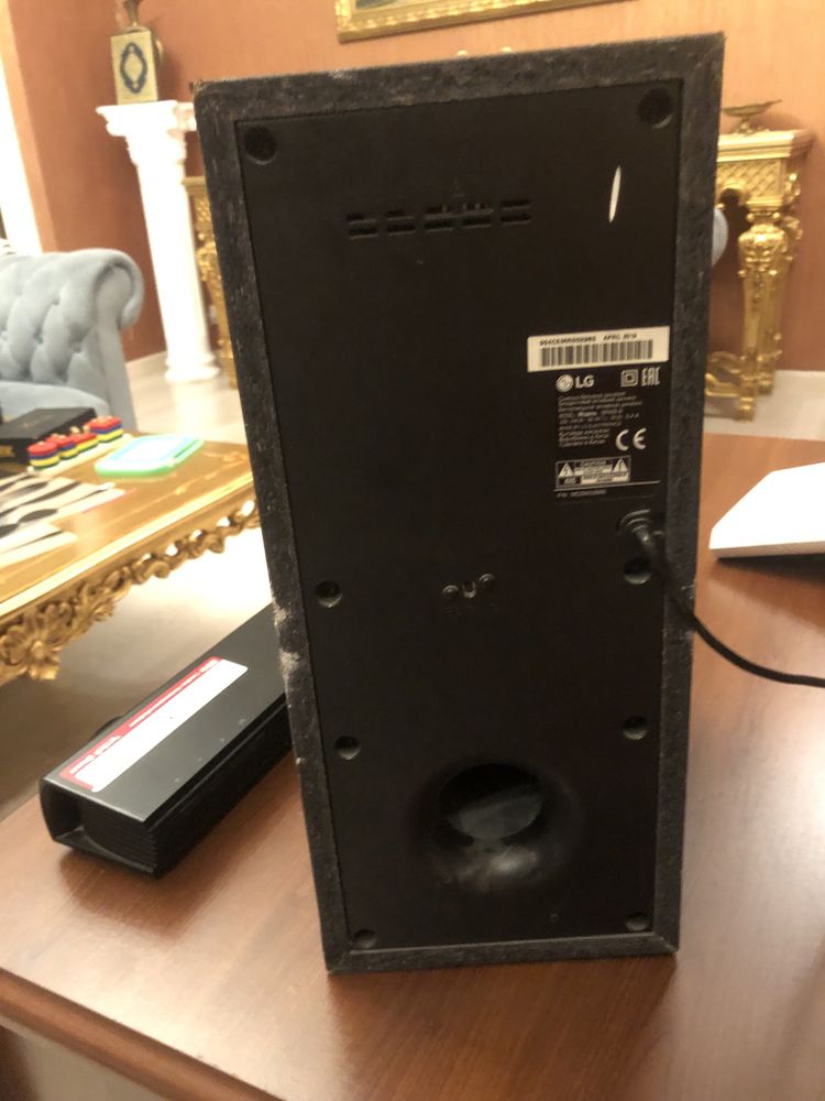 Саундбар LG SK4D