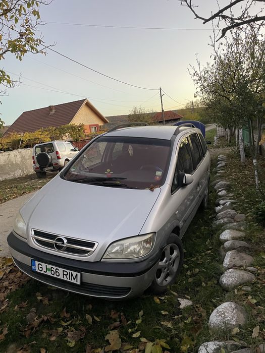 Opel Zafira 1.8 Benzină
