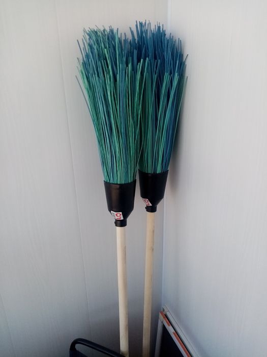 Метла хорошее качество.