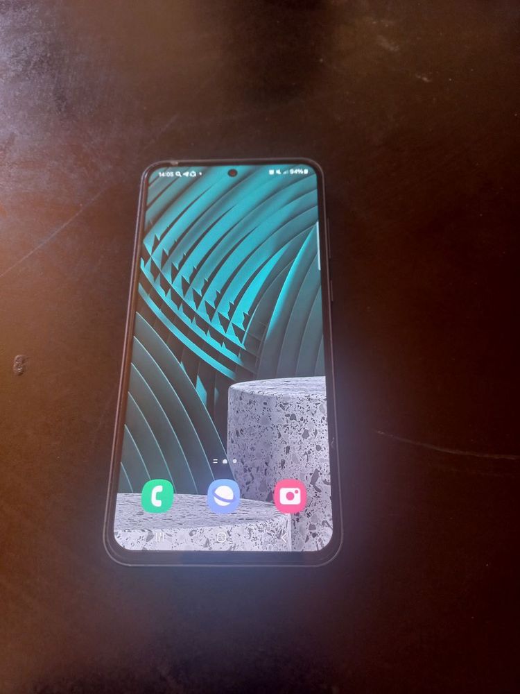 a55 SAMSUNG Sotiladi
