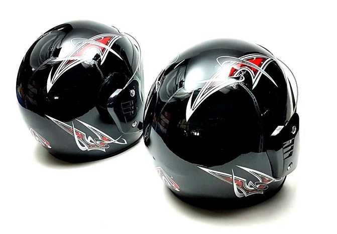 Цветна каска (2 броя в комплект)