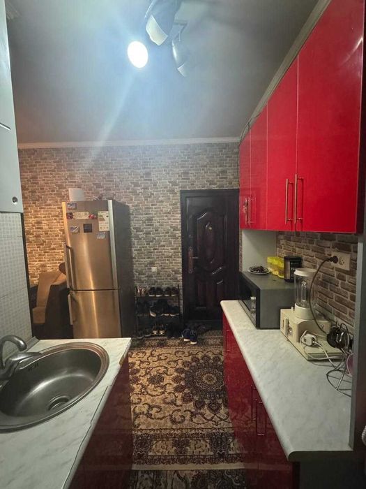 Тезда Сотаман Корасу 6 массив 2/3/3  40м2 разд мебел. Нархи 39000 у е.