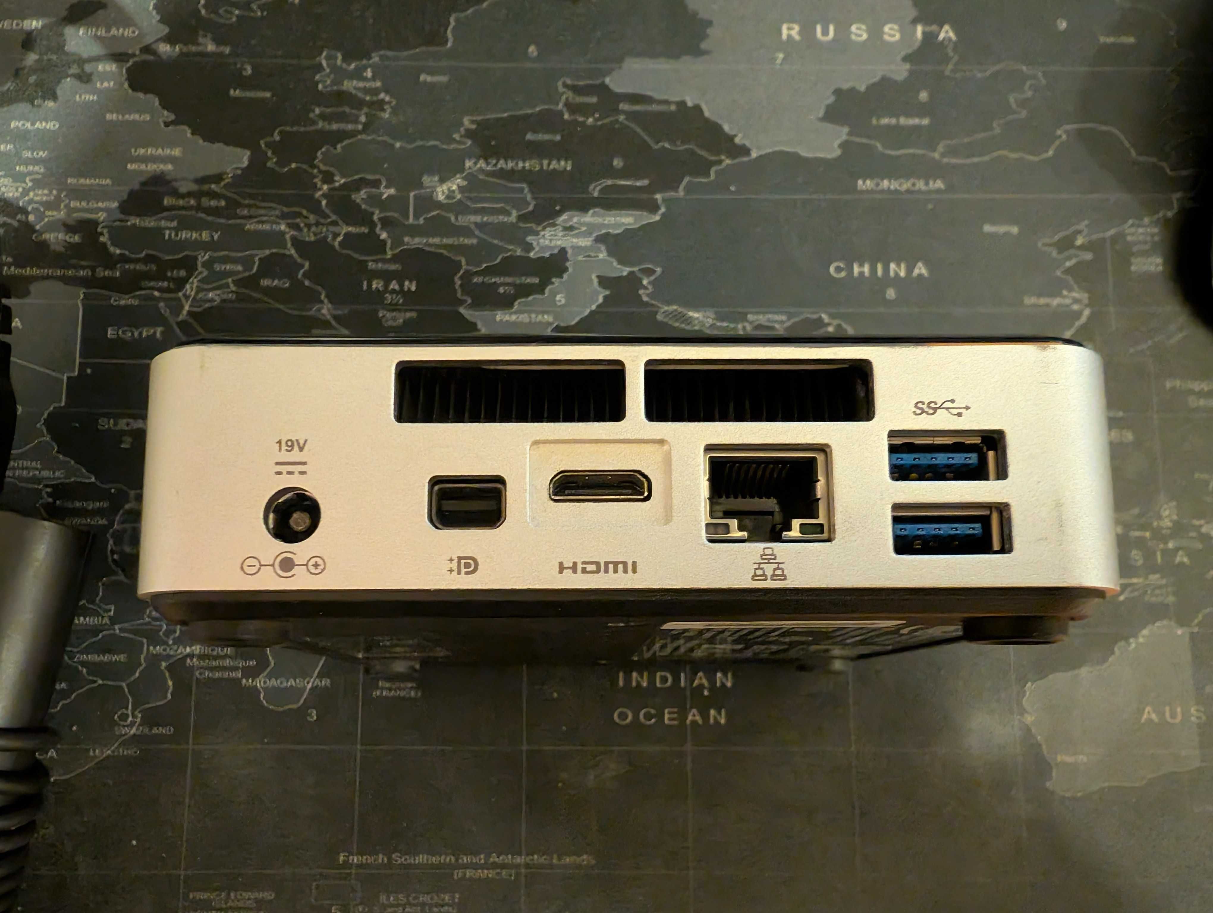 Mini PC Intel NUC i3-4010 8GB RAM WiFi 128GB SSD