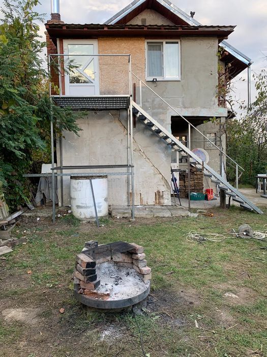 Scări metalice zincate pentru case , beci și incendiu ISU