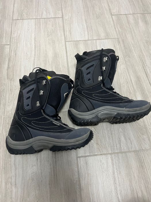 Boots snowboard Escape