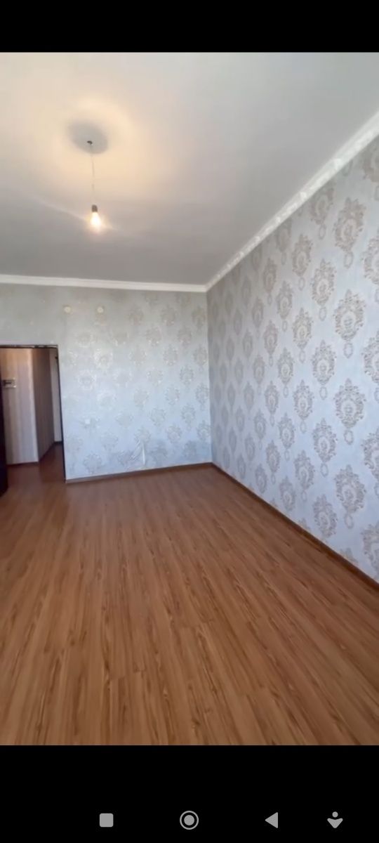 1/4/5 сотилади 47.5м²
