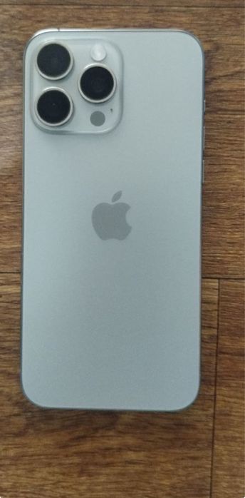 15 pro max 256 GB