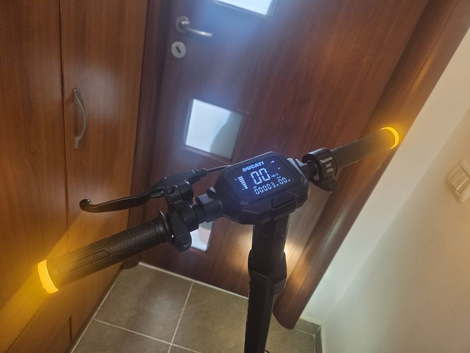 Trotineta electrica ducati 2 pro