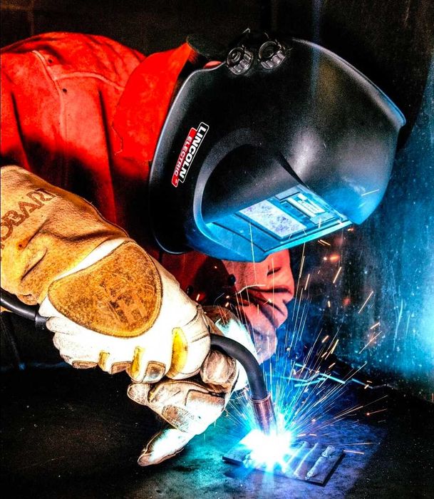 Заваръчни и железарски услуги заваряване Перник