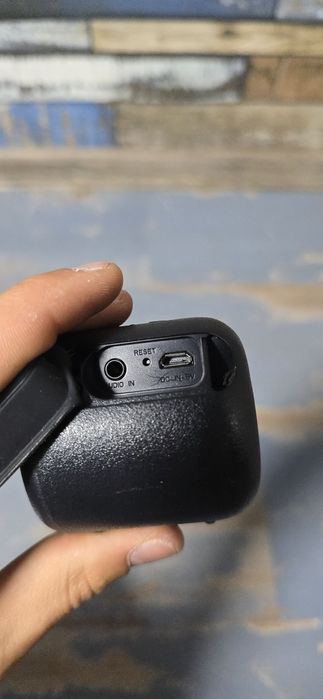 2 оригинални тонколонки Sony Xb01