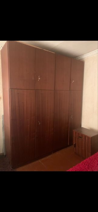 Продавам спално обзавеждане