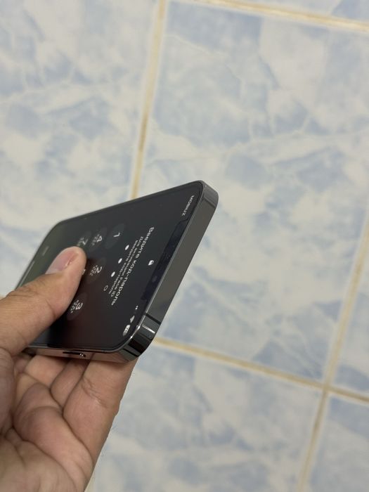 Iphone 12 pro ideal