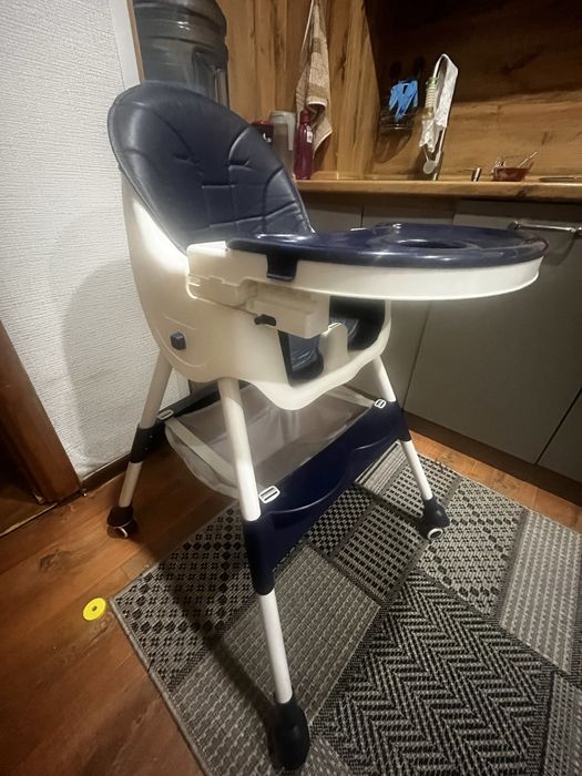 Продам детский стул